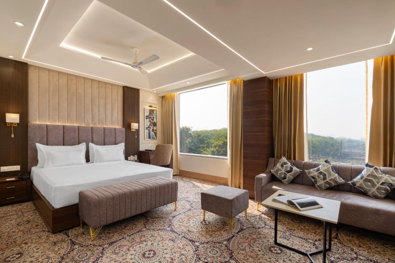 Clarks Inn Suites Agra Near Tajmahal Exterior foto